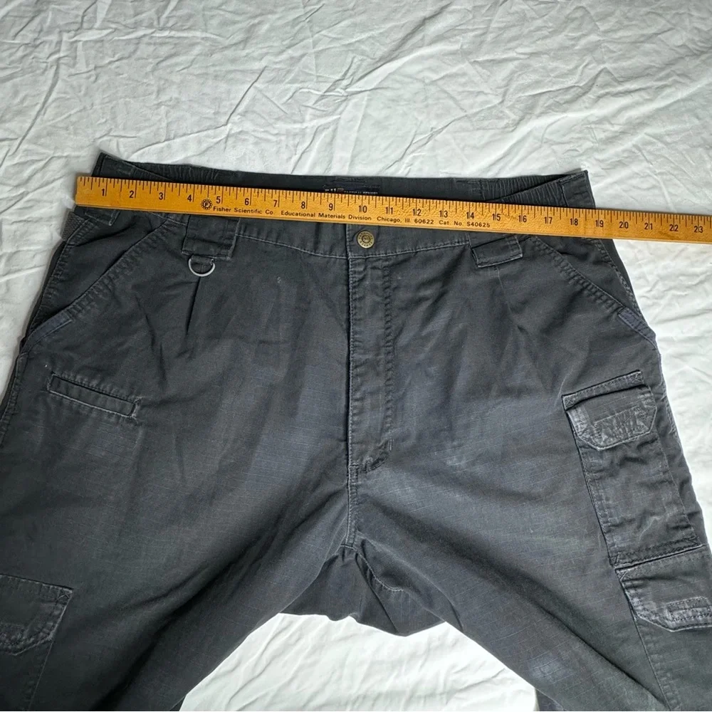 5.11 Tactical Faded Black‎ Ripstop Pants Mens Size 38x30 DAMAGED SEE DESCRIPTION - Picture 10 of 12